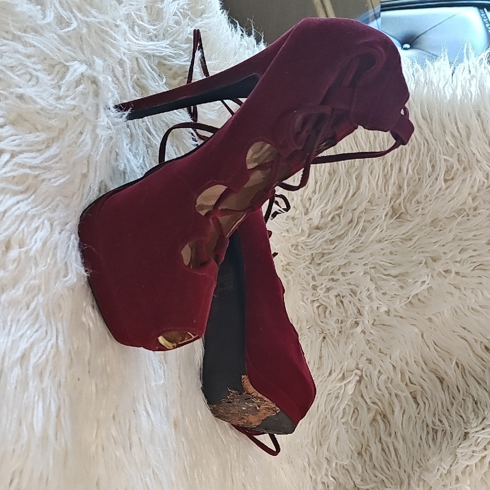 Elegant Burgundy Women's Heels